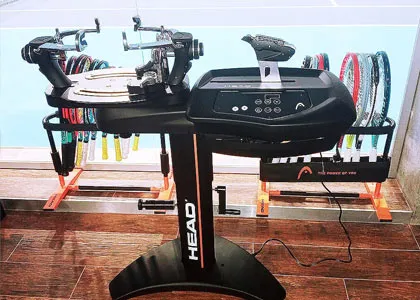 Натяжка ракетки теннис